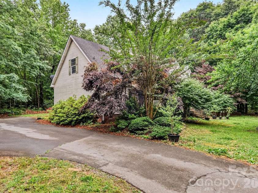 5879 Gold Hill Road, Gold Hill, NC 28071.  MLS# CAR4386710, YatesRealty ID 30430. 
