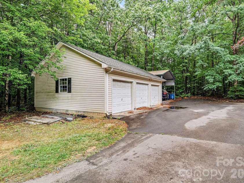 5879 Gold Hill Road, Gold Hill, NC 28071.  MLS# CAR4386710, YatesRealty ID 30430. 