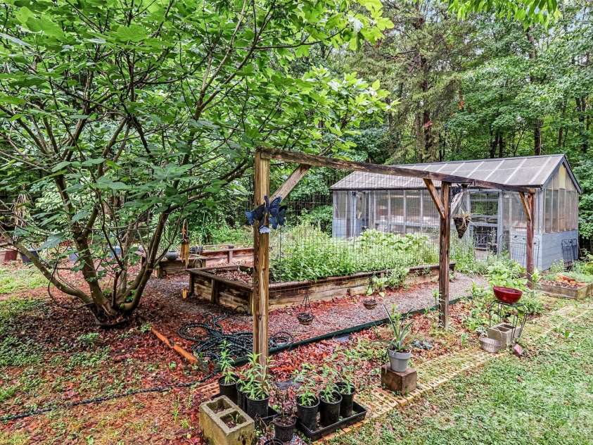 5879 Gold Hill Road, Gold Hill, NC 28071.  MLS# CAR4386710, YatesRealty ID 30430. 
