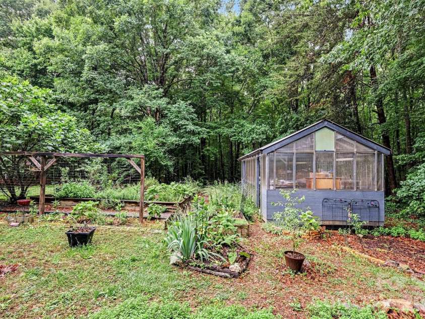 5879 Gold Hill Road, Gold Hill, NC 28071.  MLS# CAR4386710, YatesRealty ID 30430. 