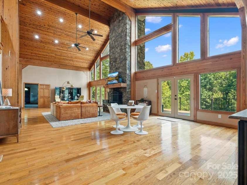 257 Flintlock Drive, York, SC 29745.  MLS# CAR4282987, YatesRealty ID 30431. 