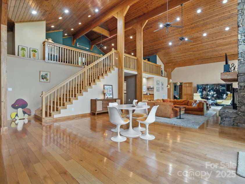 257 Flintlock Drive, York, SC 29745.  MLS# CAR4282987, YatesRealty ID 30431. 