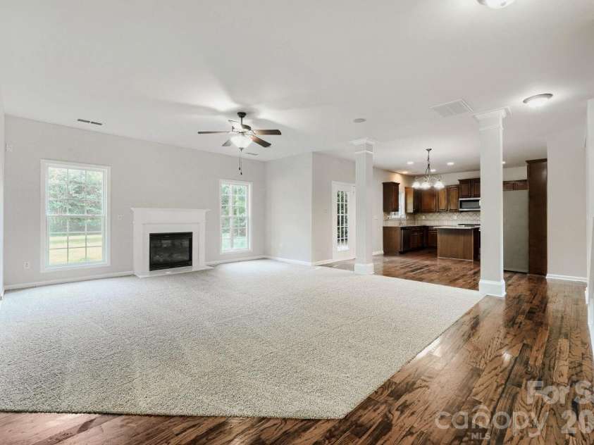 5613 Shenandoah Drive, Waxhaw, NC 28173.  MLS# CAR4392494, YatesRealty ID 30431. 