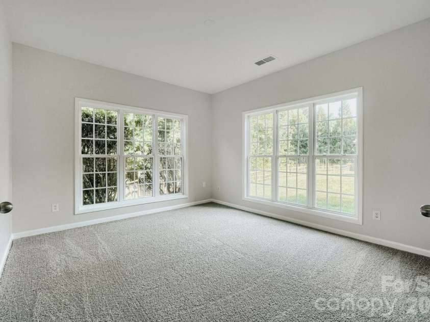 5613 Shenandoah Drive, Waxhaw, NC 28173.  MLS# CAR4392494, YatesRealty ID 30431. 