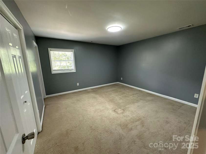 1401 Southwest Boulevard, Newton, NC 28658.  MLS# CAR4287639, YatesRealty ID 30434. 