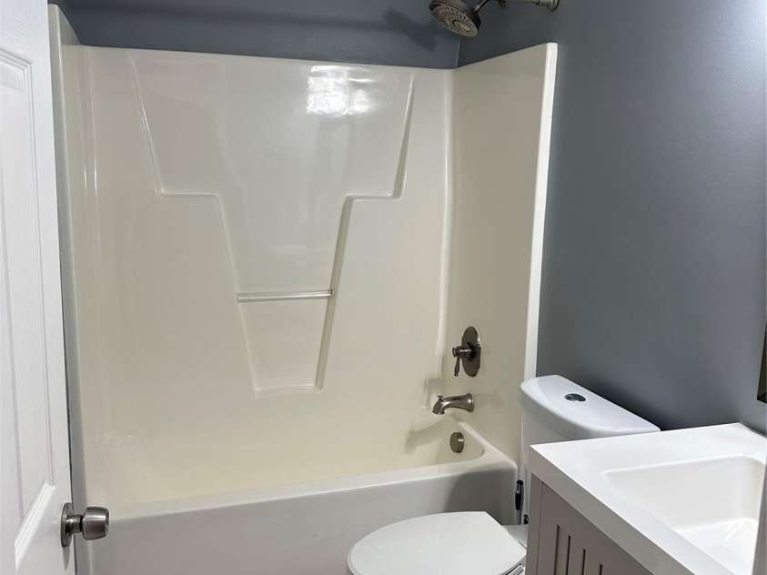 1401 Southwest Boulevard, Newton, NC 28658.  MLS# CAR4287639, YatesRealty ID 30434. 