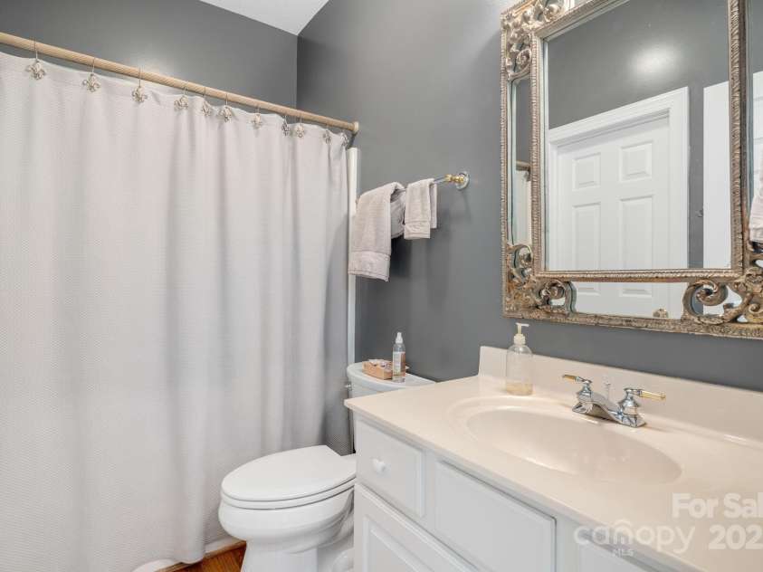 107 Poppy Lane, Asheville, NC 28803.  MLS# CAR4286587, YatesRealty ID 30435. 