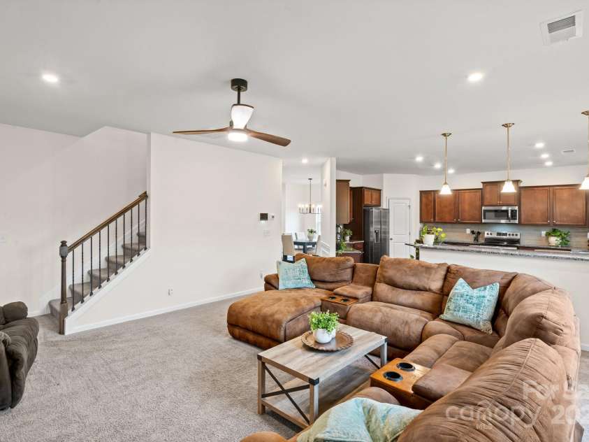 12908 Aberdeen Park Drive, Huntersville, NC 28078.  MLS# CAR4285491, YatesRealty ID 30436. 