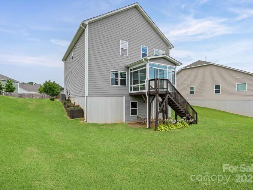 12908 Aberdeen Park Drive, Huntersville, NC 28078.  MLS# CAR4285491, YatesRealty ID 30436. 