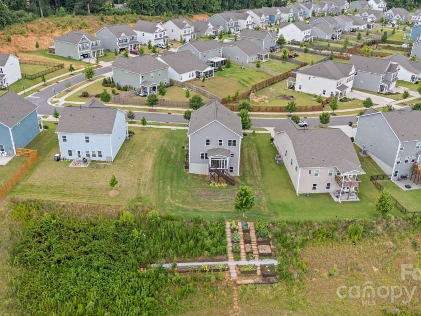 12908 Aberdeen Park Drive, Huntersville, NC 28078.  MLS# CAR4285491, YatesRealty ID 30436. 