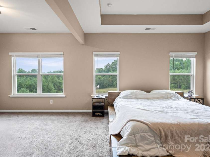 12908 Aberdeen Park Drive, Huntersville, NC 28078.  MLS# CAR4285491, YatesRealty ID 30436. Amazing views from the primary bedroom
