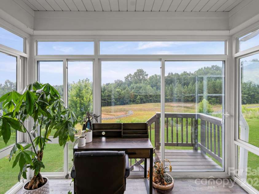 12908 Aberdeen Park Drive, Huntersville, NC 28078.  MLS# CAR4285491, YatesRealty ID 30436. Sunroom