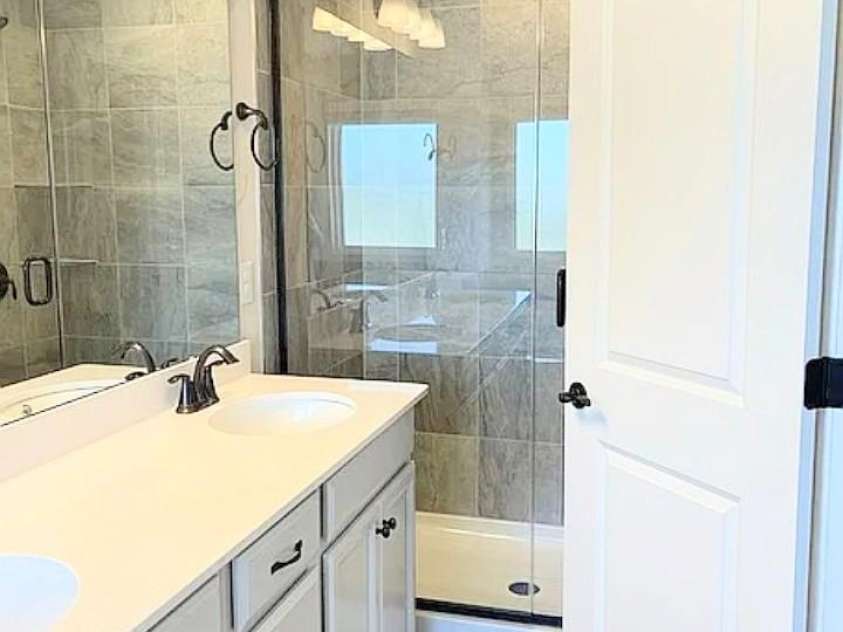 15640 Little Bluestem Street, Charlotte, NC 28278.  MLS# CAR4389420, YatesRealty ID 30436. 