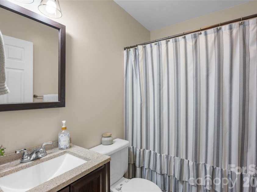 125 Round Mountain Road, Brevard, NC 28747.  MLS# CAR4391140, YatesRealty ID 30437. 