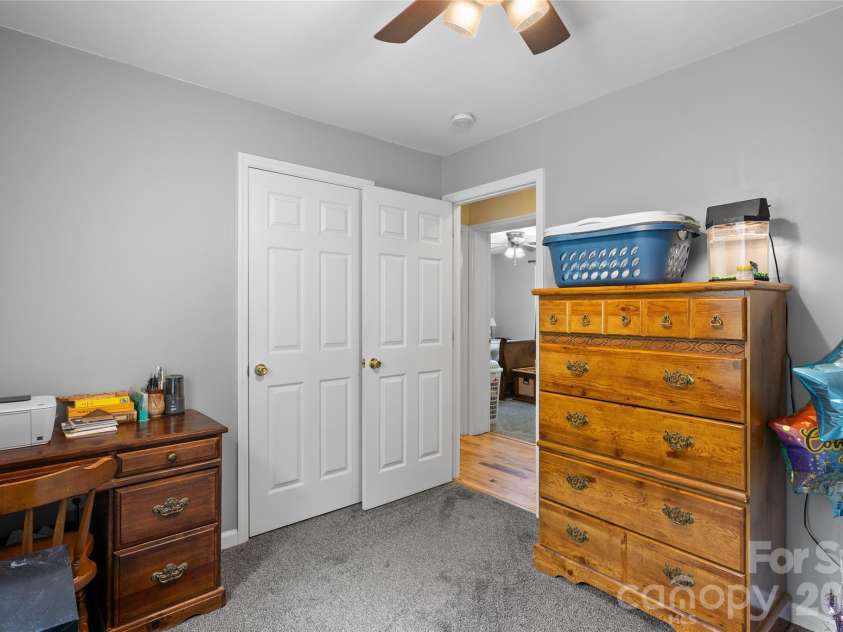 125 Round Mountain Road, Brevard, NC 28747.  MLS# CAR4391140, YatesRealty ID 30437. 