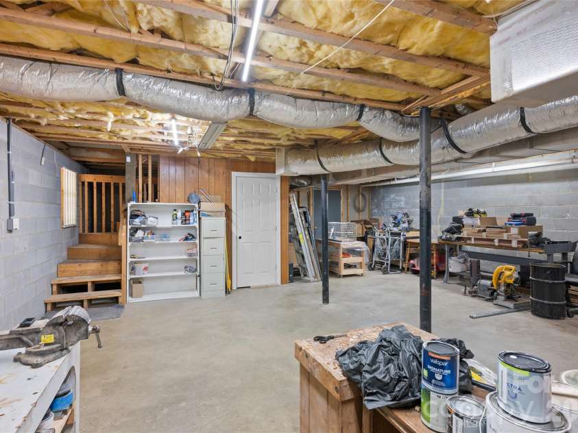 125 Round Mountain Road, Brevard, NC 28747.  MLS# CAR4391140, YatesRealty ID 30437. 