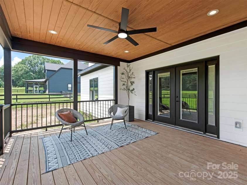 5105 Tom Starnes Road, Waxhaw, NC 28173.  MLS# CAR4274213, YatesRealty ID 30439. 