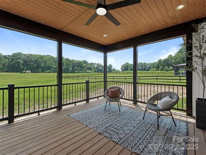 5105 Tom Starnes Road, Waxhaw, NC 28173.  MLS# CAR4274213, YatesRealty ID 30439. 