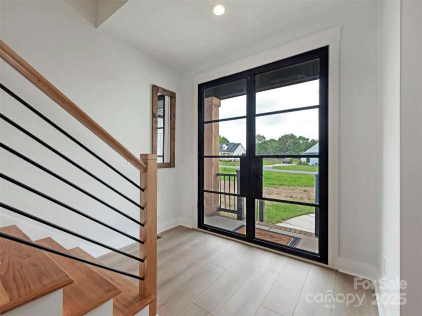 5105 Tom Starnes Road, Waxhaw, NC 28173.  MLS# CAR4274213, YatesRealty ID 30439. 