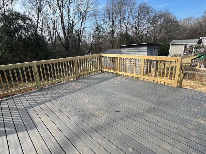 317 Echodale Drive, Charlotte, NC 28217.  MLS# CAR4218705, YatesRealty ID 3044. 