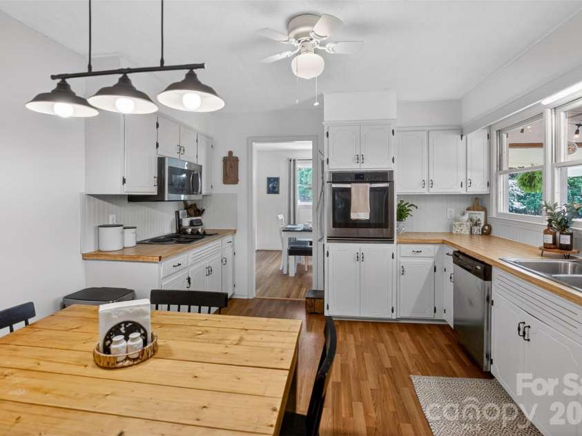 1609 Hall Road, Chester, SC 29706.  MLS# CAR4387994, YatesRealty ID 30440. 