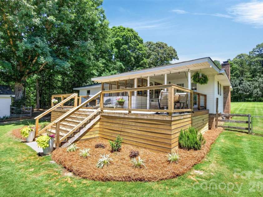 1609 Hall Road, Chester, SC 29706.  MLS# CAR4387994, YatesRealty ID 30440. 