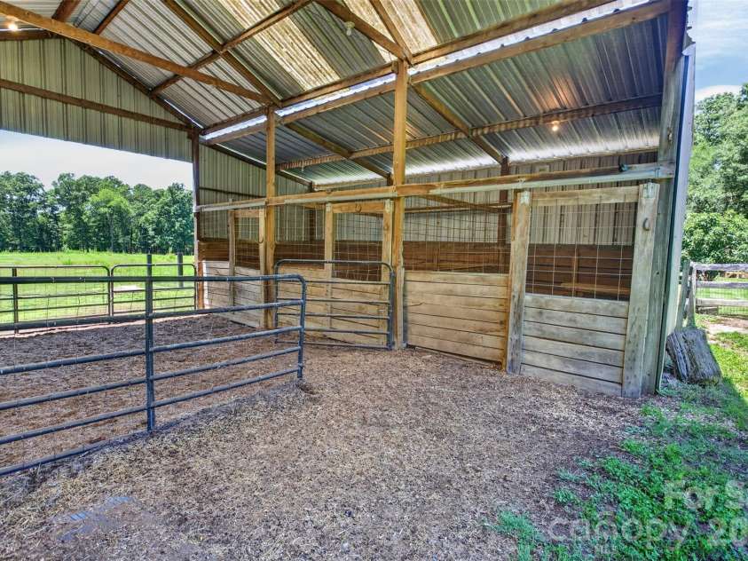 1609 Hall Road, Chester, SC 29706.  MLS# CAR4387994, YatesRealty ID 30440. 