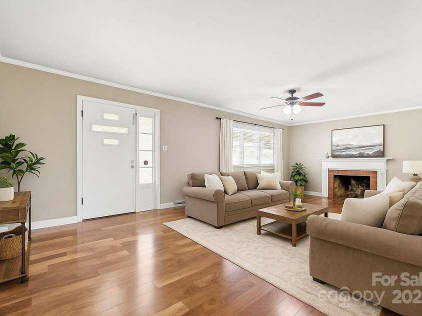 137 Deal Lane, Statesville, NC 28677.  MLS# CAR4250460, YatesRealty ID 30441. Virtual Staging