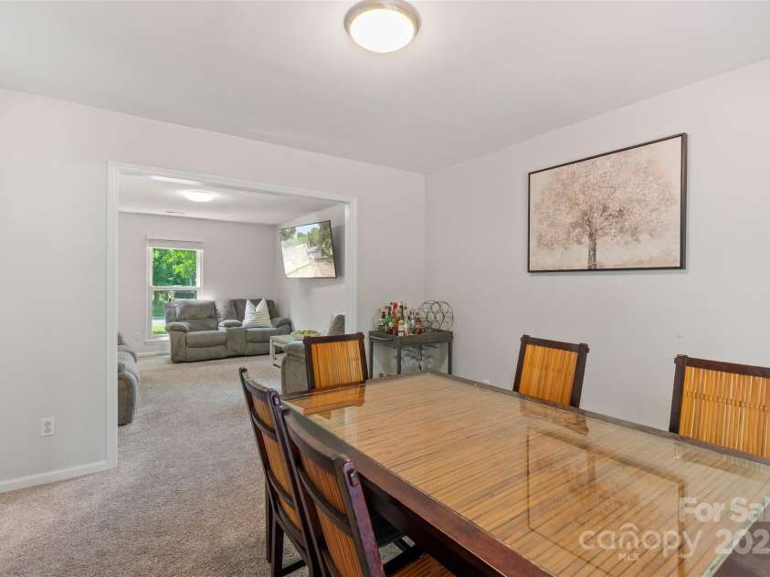 2012 Killarney Place, Charlotte, NC 28262.  MLS# CAR4272576, YatesRealty ID 30442. 