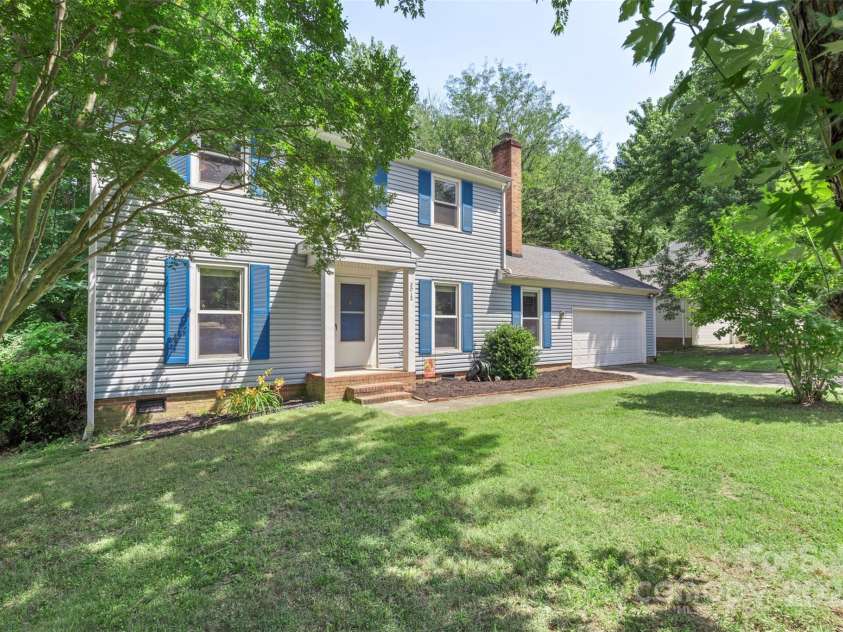 2012 Killarney Place, Charlotte, NC 28262.  MLS# CAR4272576, YatesRealty ID 30442. 