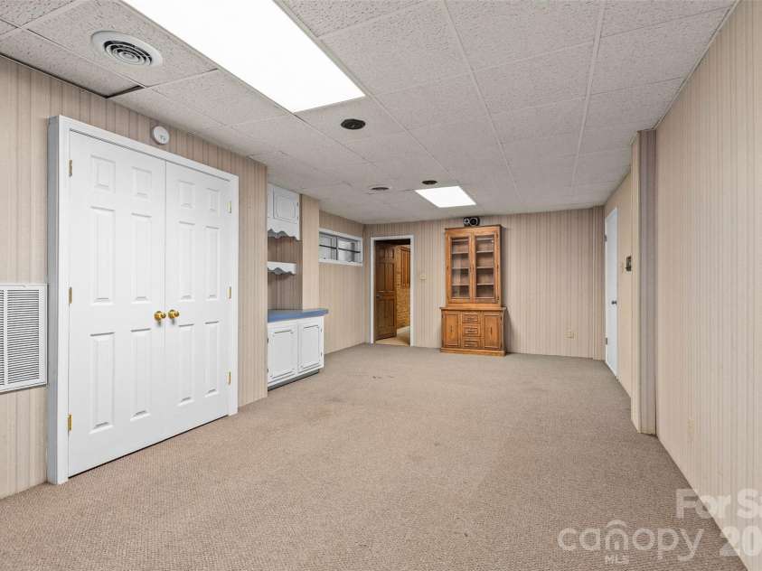 1719 Suther Road, Concord, NC 28025.  MLS# CAR4389080, YatesRealty ID 30444. 