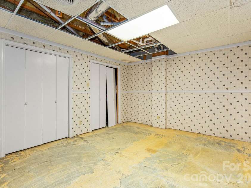 1719 Suther Road, Concord, NC 28025.  MLS# CAR4389080, YatesRealty ID 30444. 