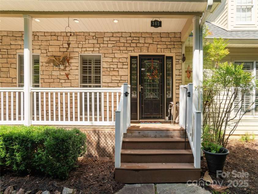365 Jonathan Creek Drive, Etowah, NC 28729.  MLS# CAR4281995, YatesRealty ID 30445. 