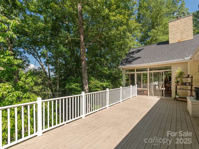 365 Jonathan Creek Drive, Etowah, NC 28729.  MLS# CAR4281995, YatesRealty ID 30445. 