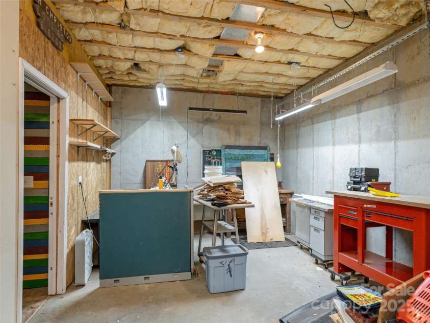 365 Jonathan Creek Drive, Etowah, NC 28729.  MLS# CAR4281995, YatesRealty ID 30445. 