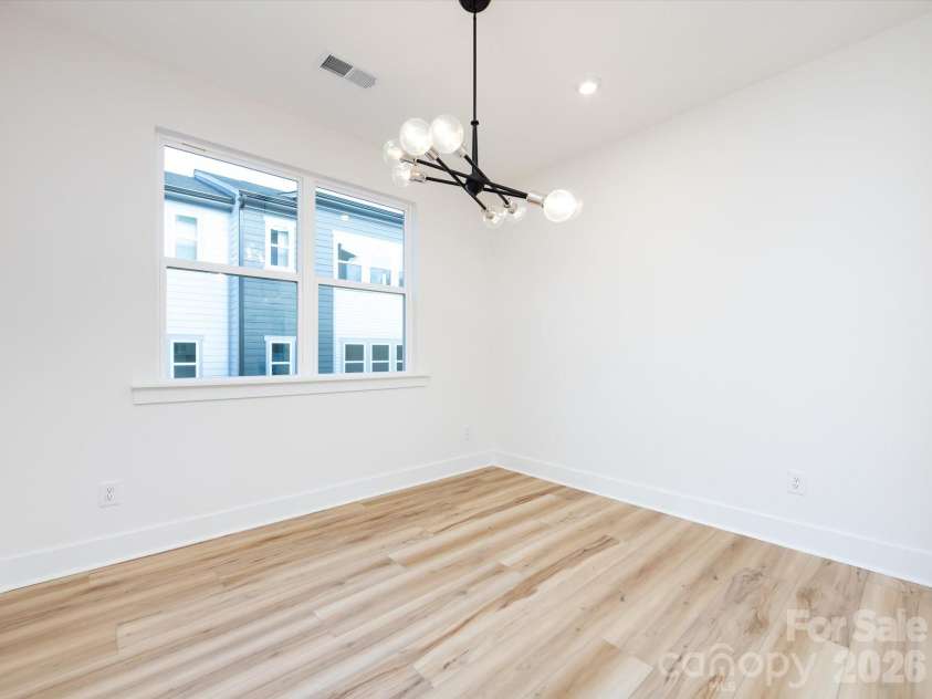 7022 Impulse Court, Charlotte, NC 28205.  MLS# CAR4349977, YatesRealty ID 30446. Dining Space