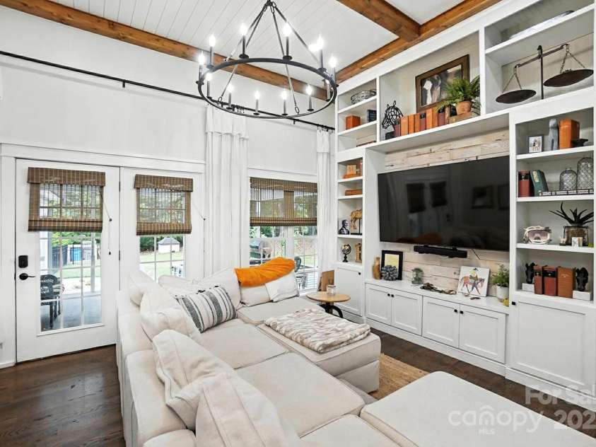 9034 Wingpoint Drive, Belmont, NC 28012.  MLS# CAR4286179, YatesRealty ID 30448. 