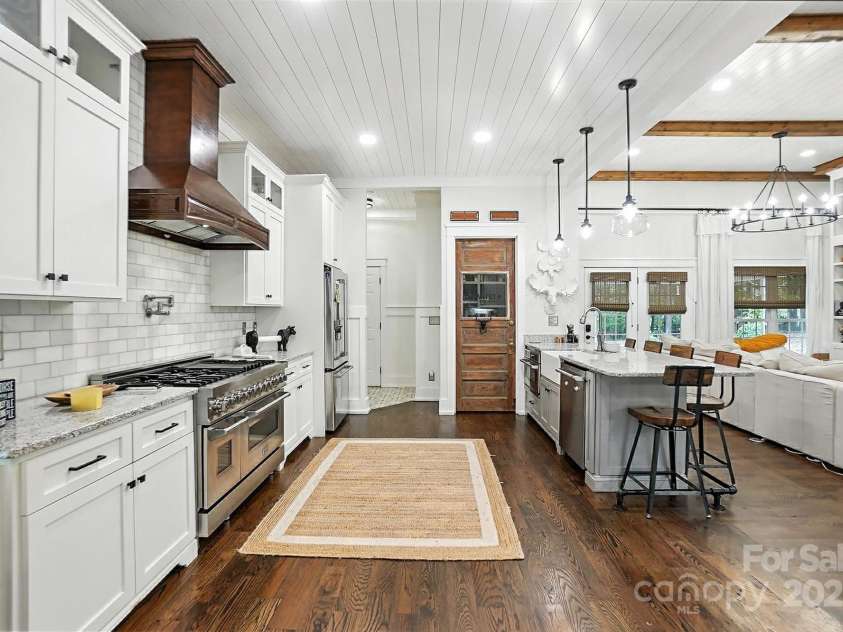 9034 Wingpoint Drive, Belmont, NC 28012.  MLS# CAR4286179, YatesRealty ID 30448. 