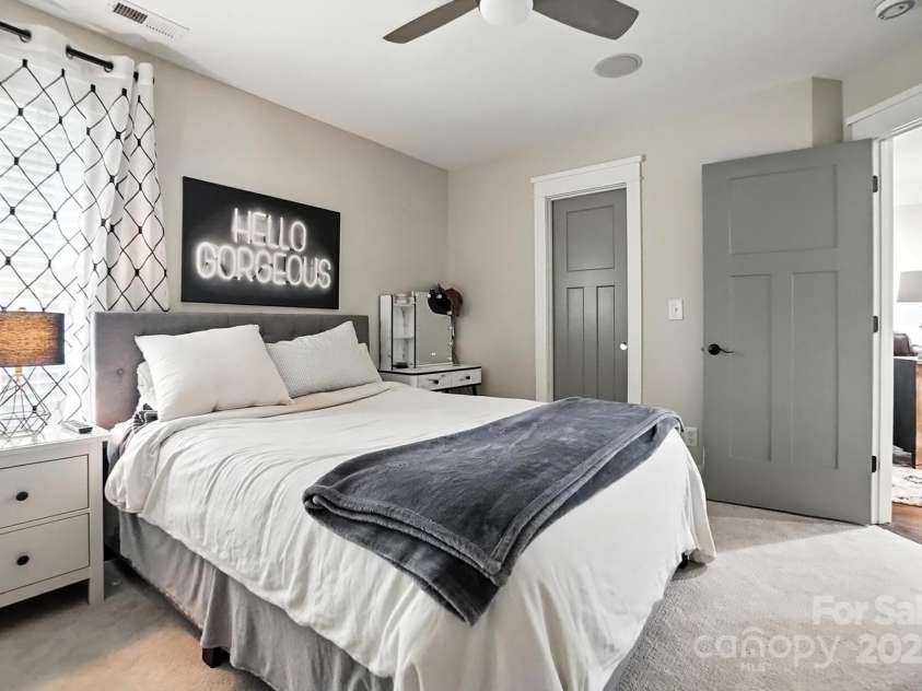 9034 Wingpoint Drive, Belmont, NC 28012.  MLS# CAR4286179, YatesRealty ID 30448. 