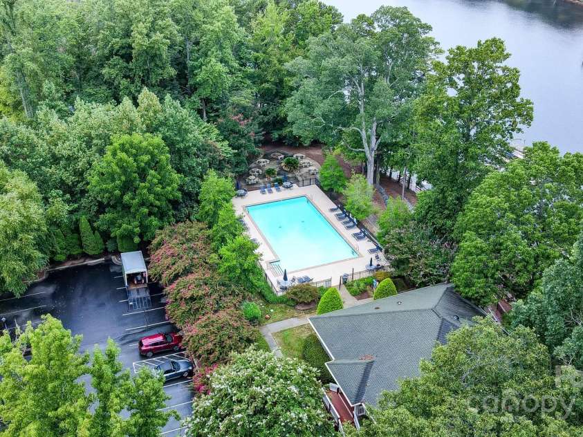 9034 Wingpoint Drive, Belmont, NC 28012.  MLS# CAR4286179, YatesRealty ID 30448. 