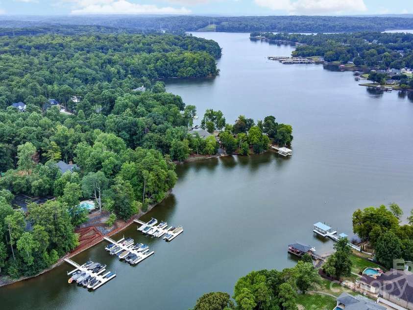 9034 Wingpoint Drive, Belmont, NC 28012.  MLS# CAR4286179, YatesRealty ID 30448. 