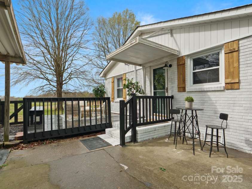 5622 Rocky River Road, Monroe, NC 28112.  MLS# CAR4227394, YatesRealty ID 3045. 