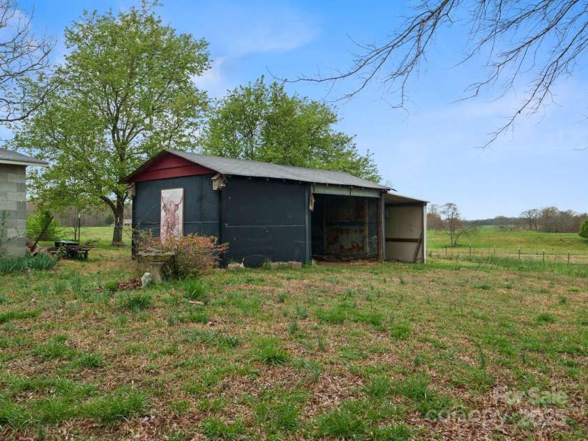 5622 Rocky River Road, Monroe, NC 28112.  MLS# CAR4227394, YatesRealty ID 3045. 
