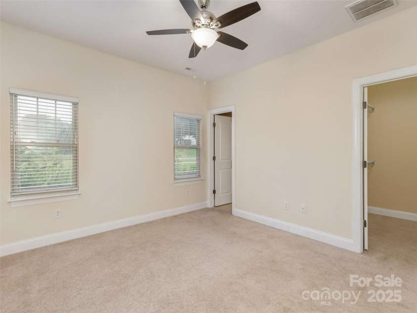 174 Springfield Meadow Drive, Etowah, NC 28729.  MLS# CAR4286217, YatesRealty ID 30450. 