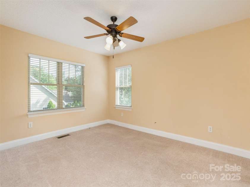 174 Springfield Meadow Drive, Etowah, NC 28729.  MLS# CAR4286217, YatesRealty ID 30450. 