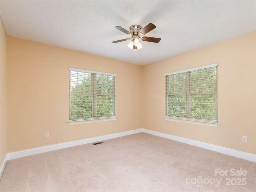 174 Springfield Meadow Drive, Etowah, NC 28729.  MLS# CAR4286217, YatesRealty ID 30450. 