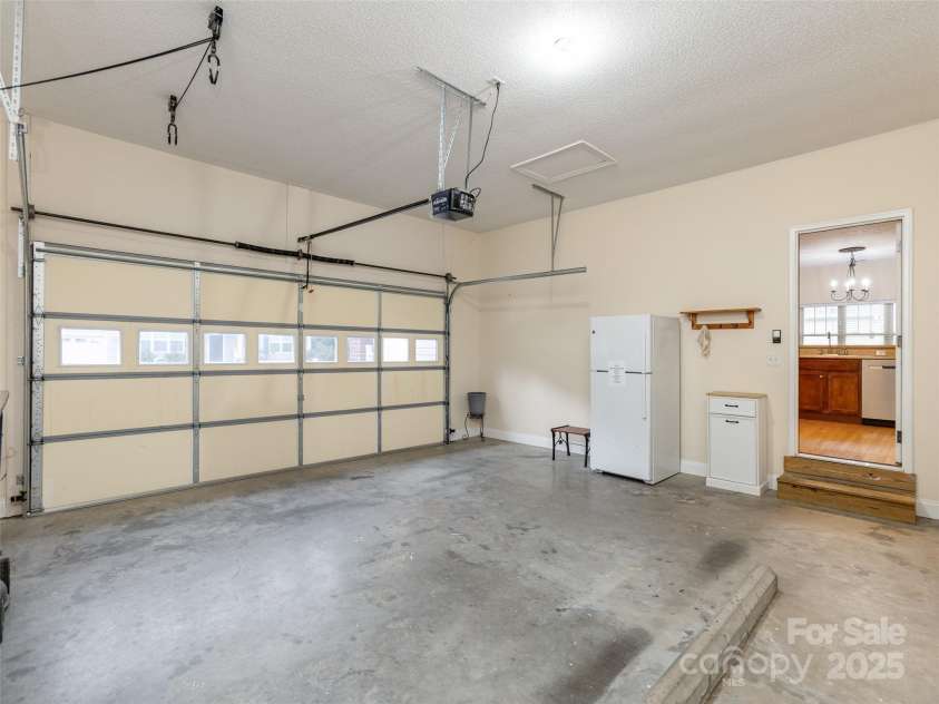 174 Springfield Meadow Drive, Etowah, NC 28729.  MLS# CAR4286217, YatesRealty ID 30450. 