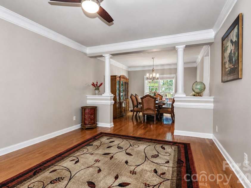 9933 Nicole Lane, Charlotte, NC 28269.  MLS# CAR4391577, YatesRealty ID 30451. 
