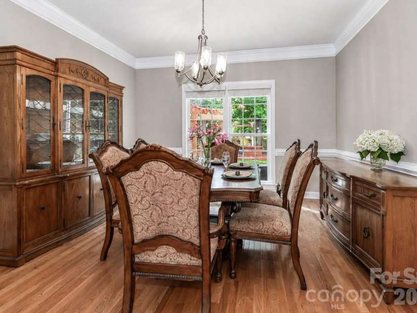 9933 Nicole Lane, Charlotte, NC 28269.  MLS# CAR4391577, YatesRealty ID 30451. 