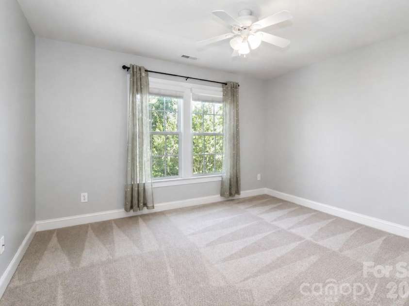 9933 Nicole Lane, Charlotte, NC 28269.  MLS# CAR4391577, YatesRealty ID 30451. 